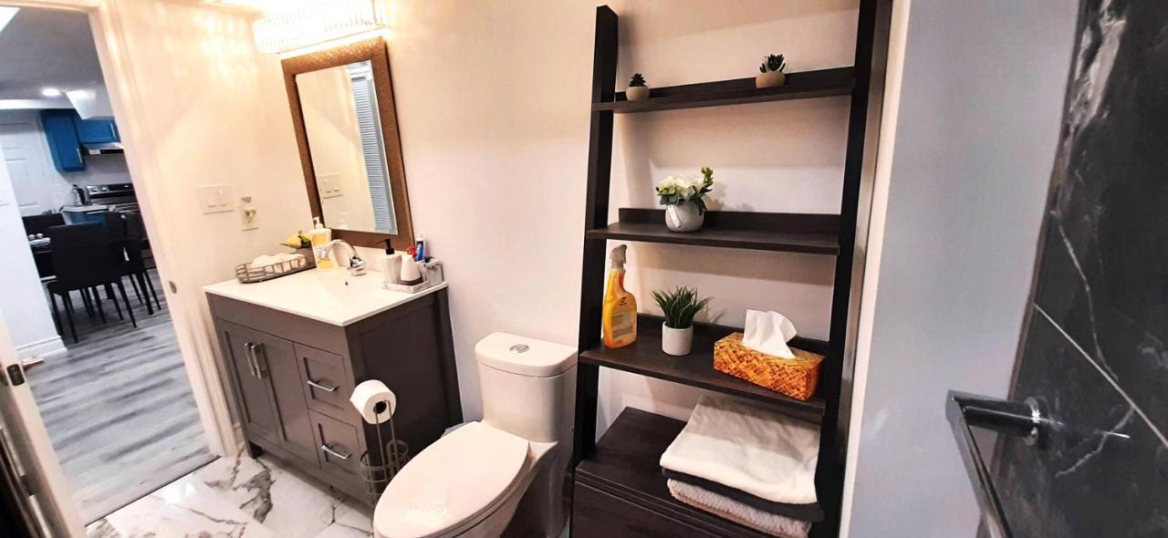 2 Bedrooms 2 Washrooms 2 Parking Spots Basement